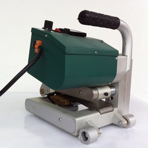 GEOWelder μηχάνημα θερμοκόλλησης γεωμεμβράνης