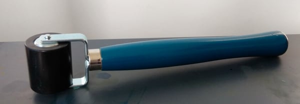 εργαλείο ροδάκι για πάτημα μουσαμά με θερμοκόλληση