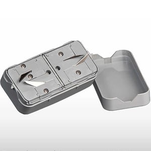 Εργαλείο κοπής γωνίας σε μακετόχαρτο