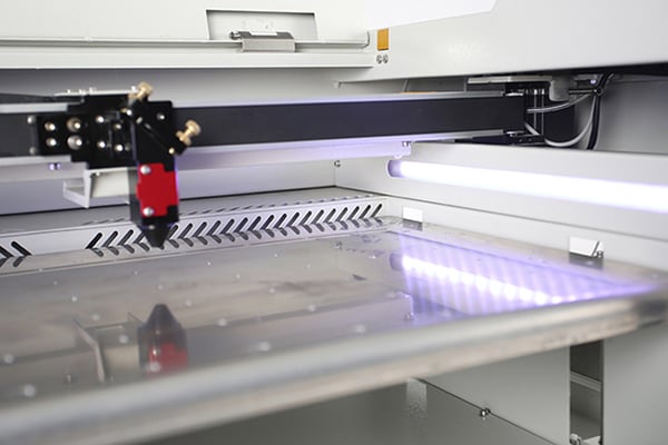 Laser κοπής και χάραξης - Πάγκος εργασίας