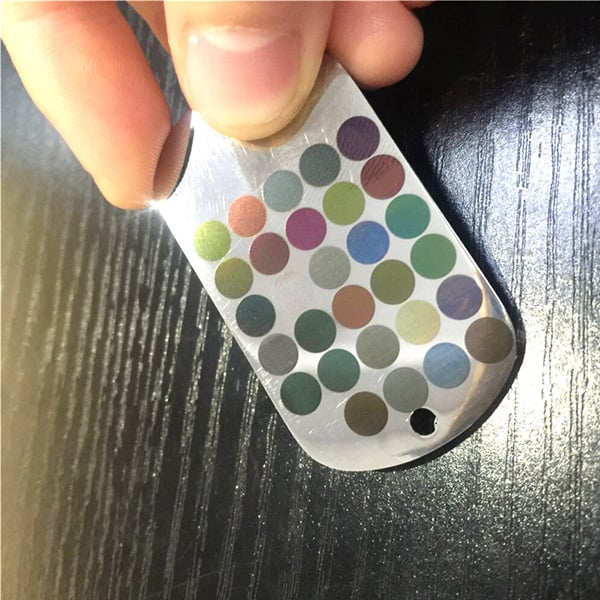 MOPA έγχρωμη χάραξη μετάλλων