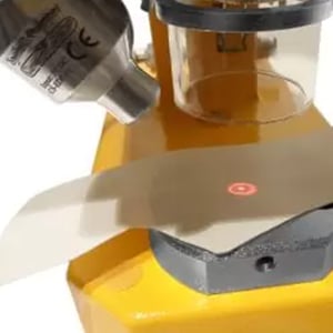 Εργαλείο Red Pointer προσαρμοσμένο σε μπουντουζιέρα Air-1