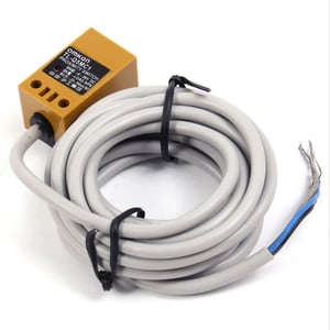 Proximity sensor for CO2 Laser