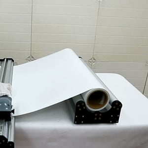 Βάση τυλίγματος και ξετυλίγματος ρολού βινυλίου