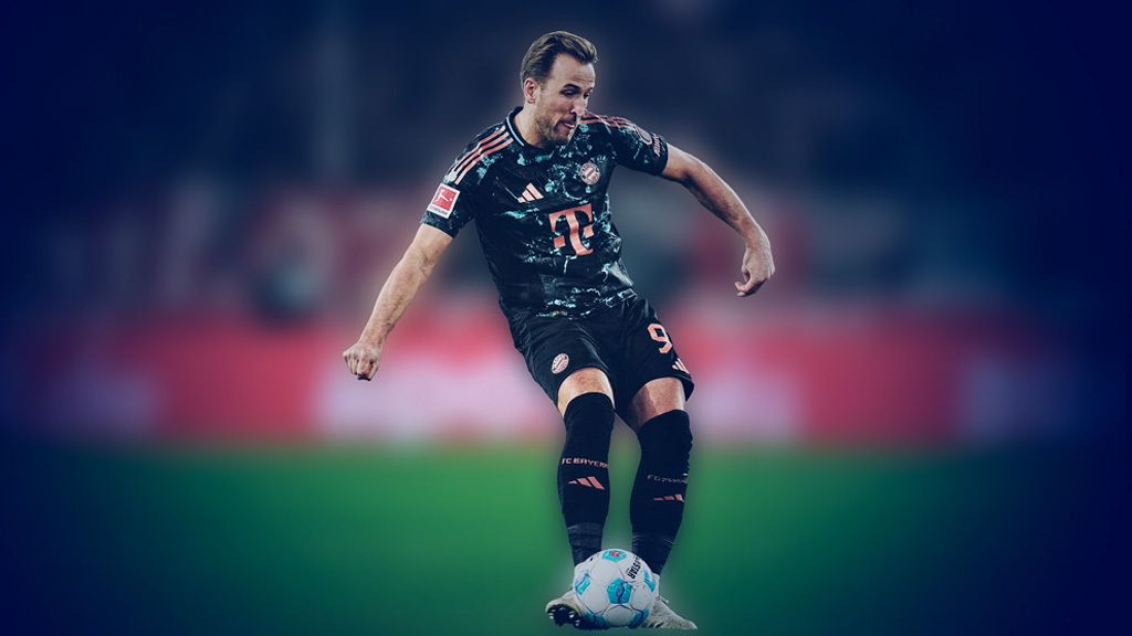 Harry Kane hitting what seems to be a penalty