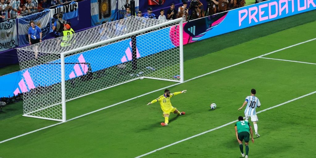 Lionel Messi scores at the World Cup