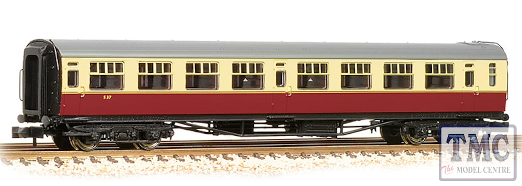 SR Bulleid Third Corridor 15'' Vents BR Crimson/Cream SR Bulleid Third Corridor 15'' Vents BR Crimson/Cream