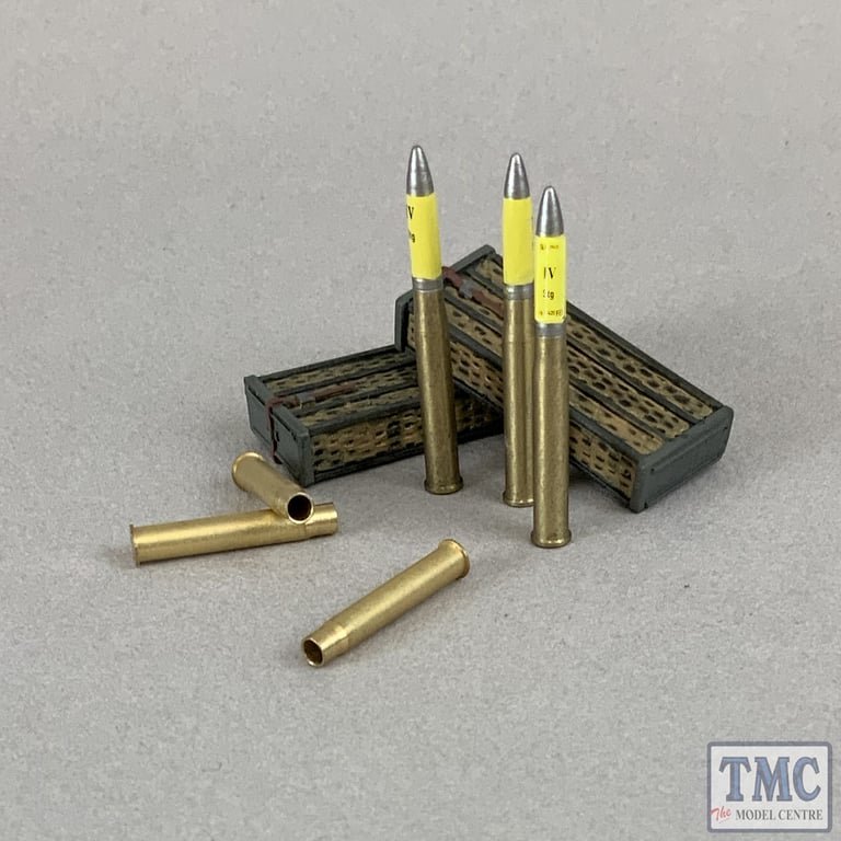 B25087 W.Britain German 88mm DP Gun Wicker Panniers and High Explosive Shells 8 Piece WWII 1939 45