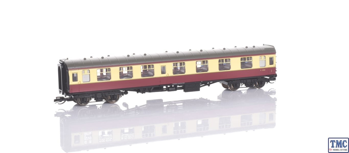 BR Mk1 Composite Corridor E15303 - Era 4 BR Mk1 Composite Corridor E15303 - Era 4