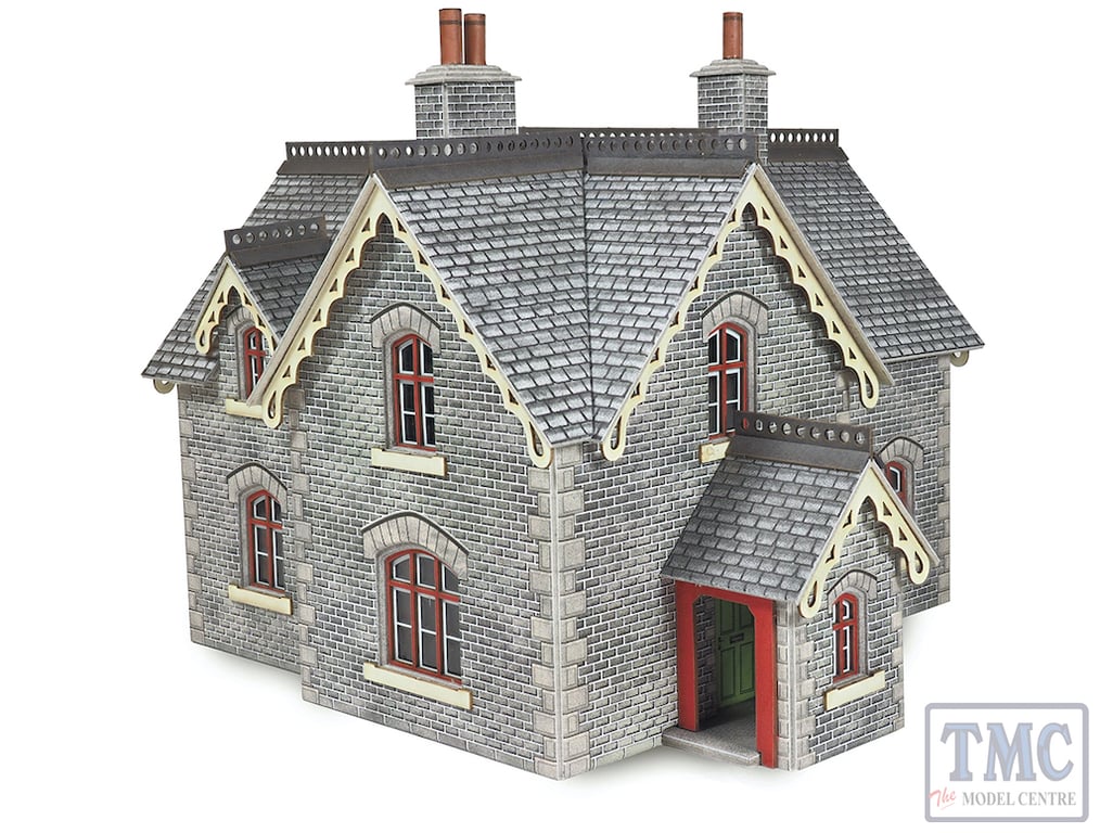 PO335 Metcalfe OO Gauge Settle Carlisle Station Masters House Card Kit