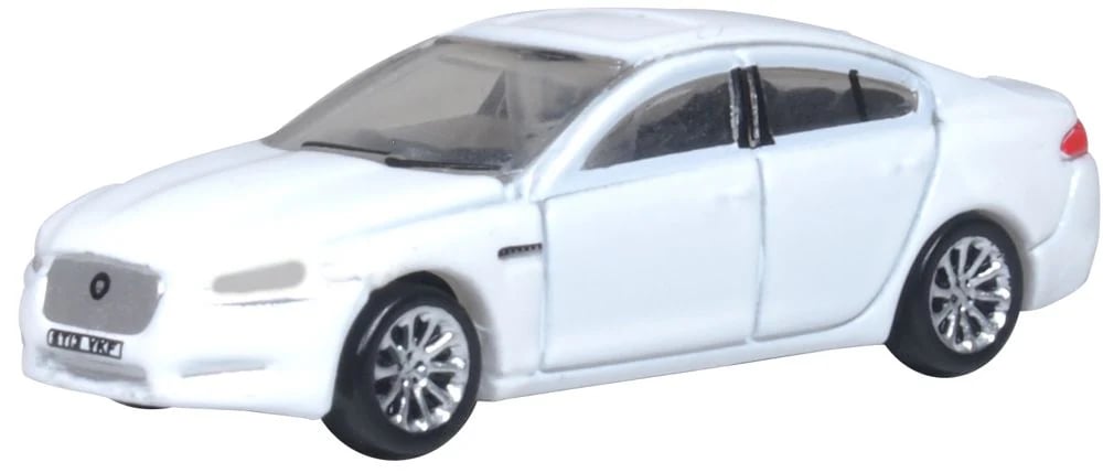 NXF005 Oxford Diecast 1 148 Scale Jaguar XF Polaris White