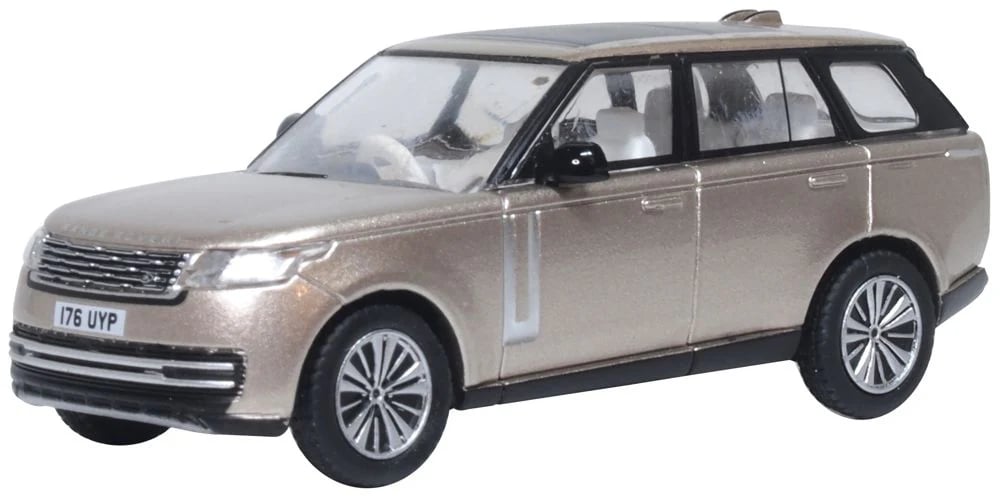 Range Rover L460 SWB 1st Edition Batumi Gold Range Rover L460 SWB 1st Edition Batumi Gold