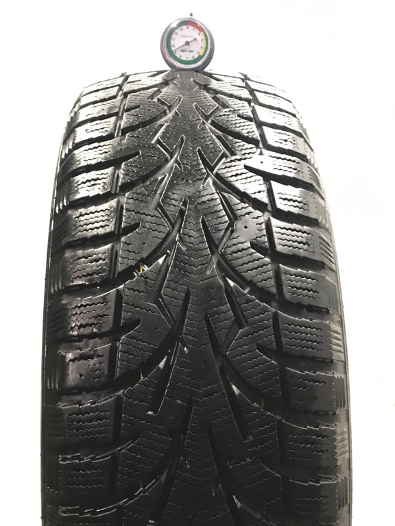 USED | P215/65R16 98T Toyo Observe G3-Ice | 9-10/32.