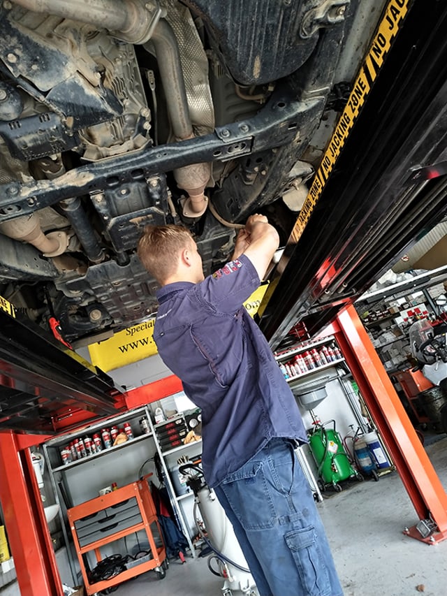 Vehicle servicing at Berrima Diesel