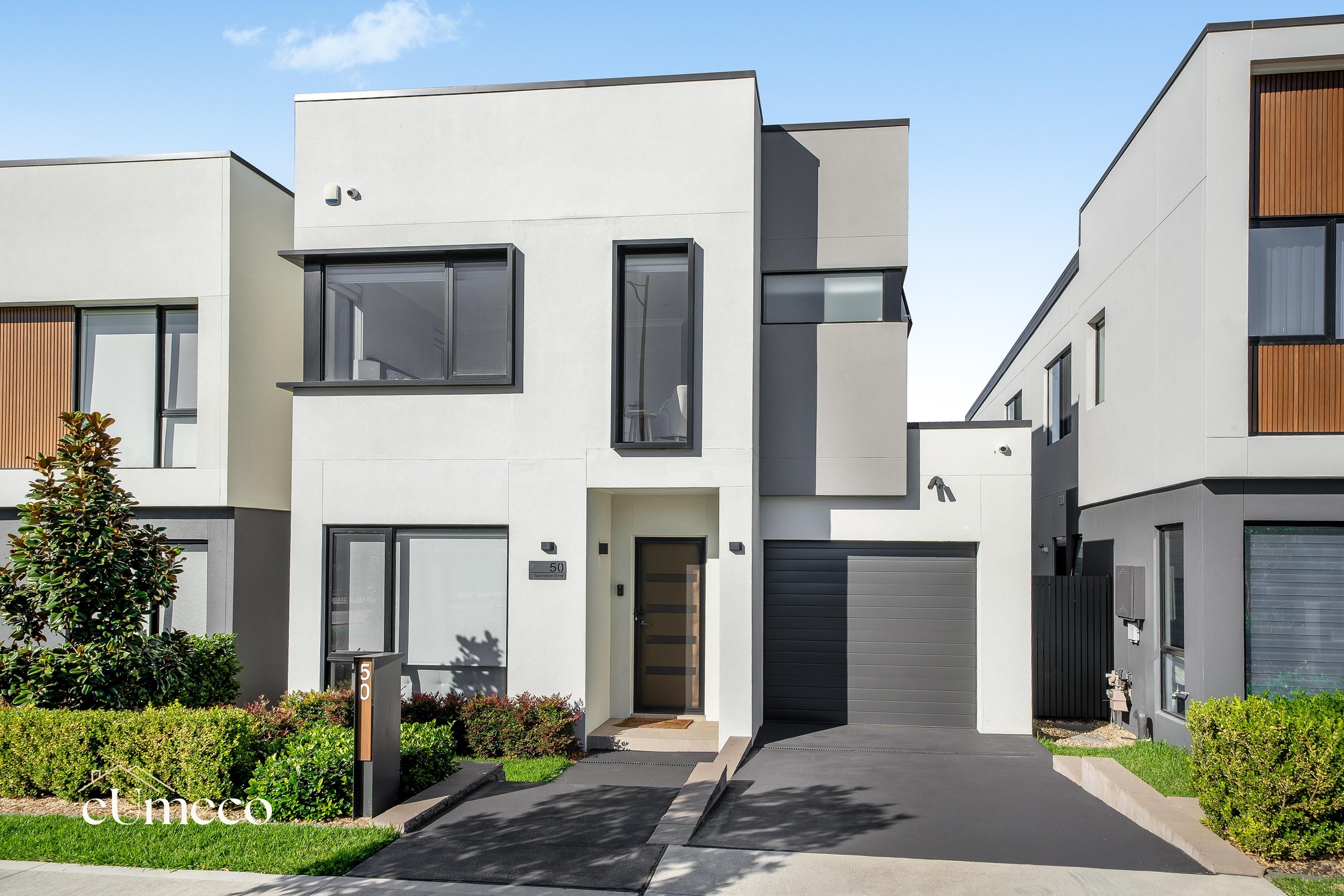 50 Spinnaker Drive, Moorebank NSW 2170