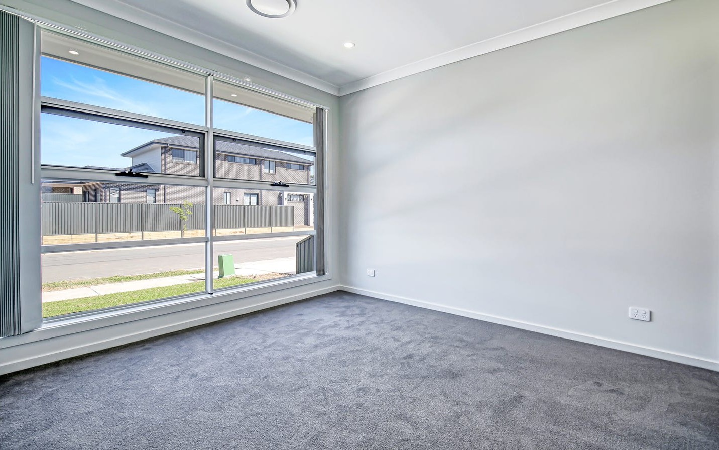 6 Driftway Street, Austral NSW 2179 — image 5 of 9