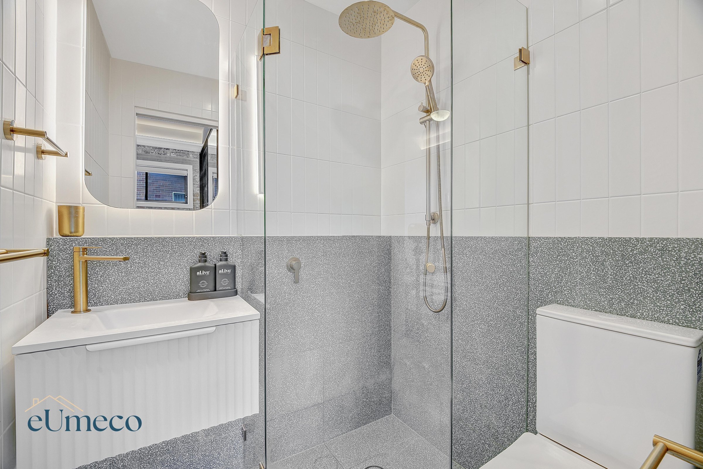 8/5-7 Prospect Street, Erskineville NSW 2043 — image 8 of 9