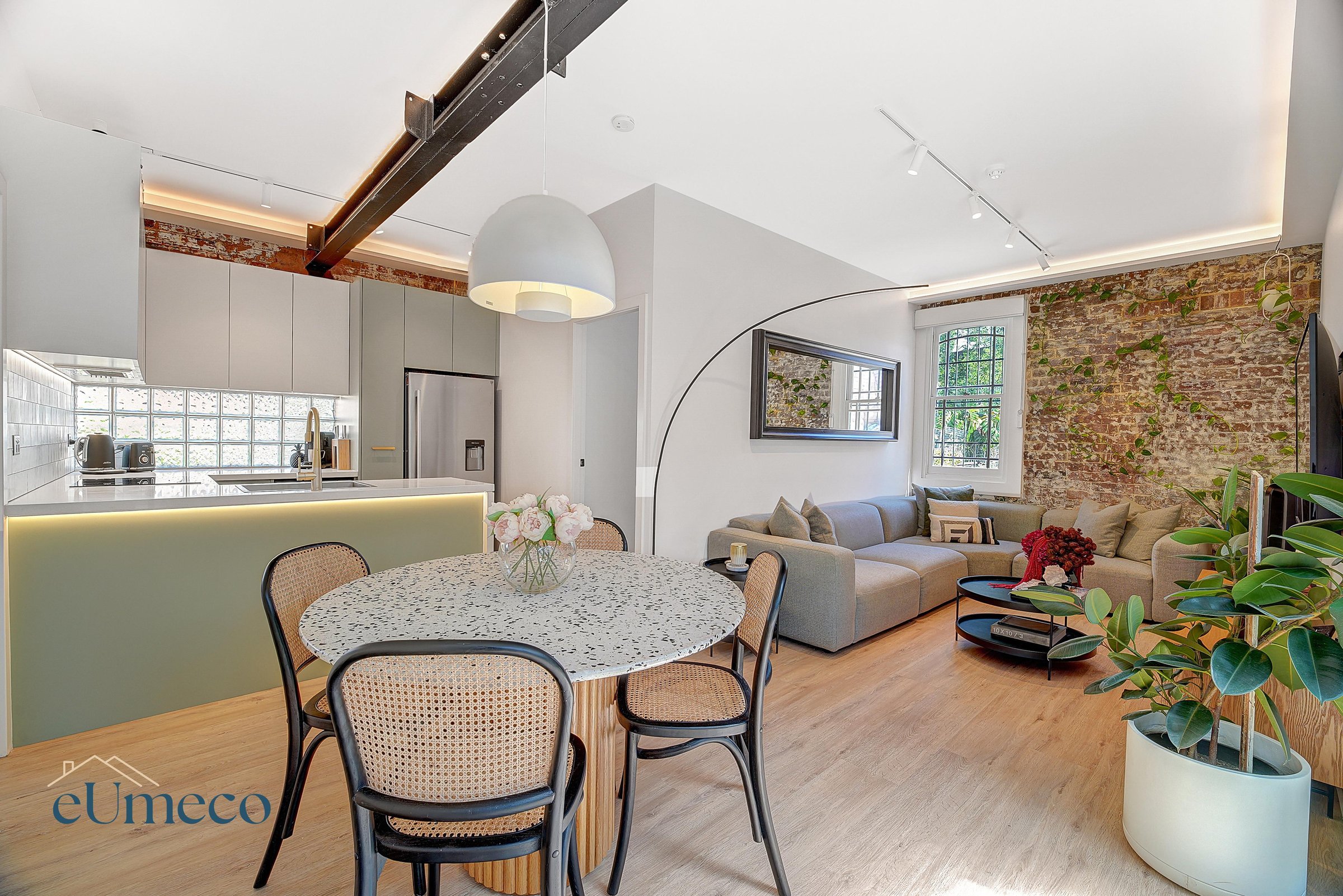 8/5-7 Prospect Street, Erskineville NSW 2043 — image 2 of 9