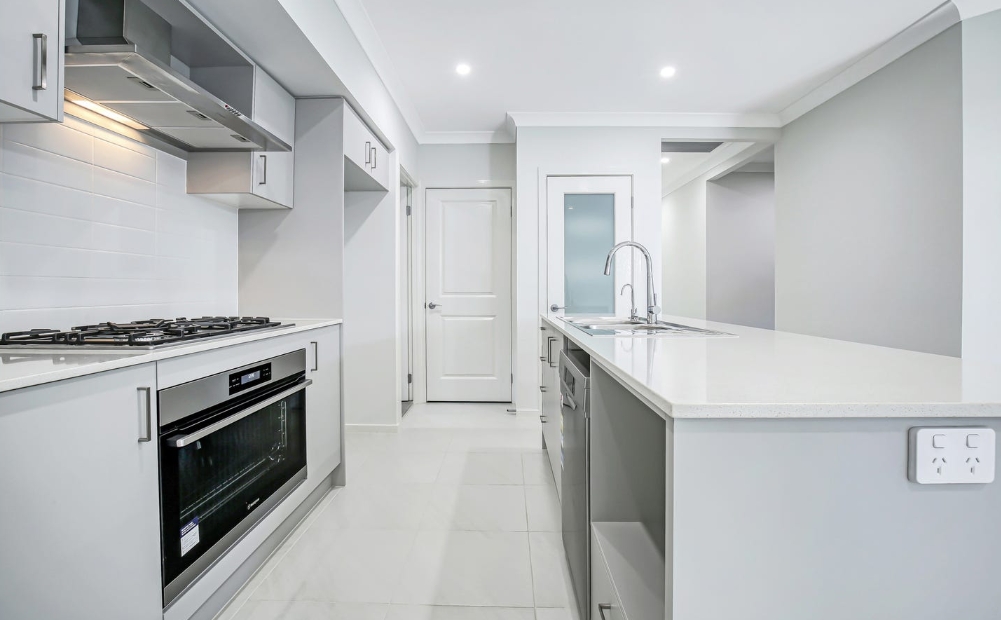6 Driftway Street, Austral NSW 2179 — image 6 of 9