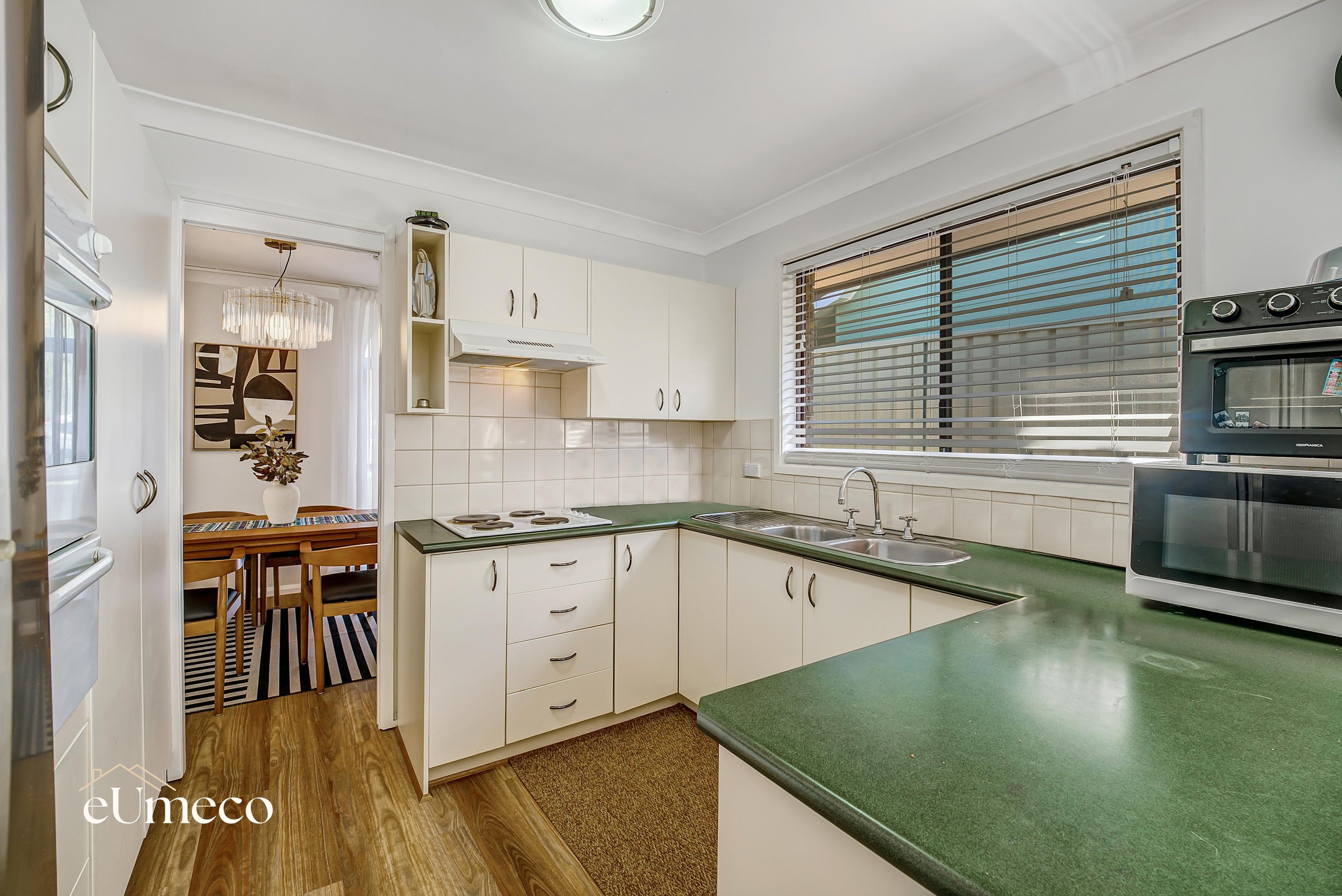 12 Peppermint Crescent, Kingswood NSW 2747 — image 6 of 15