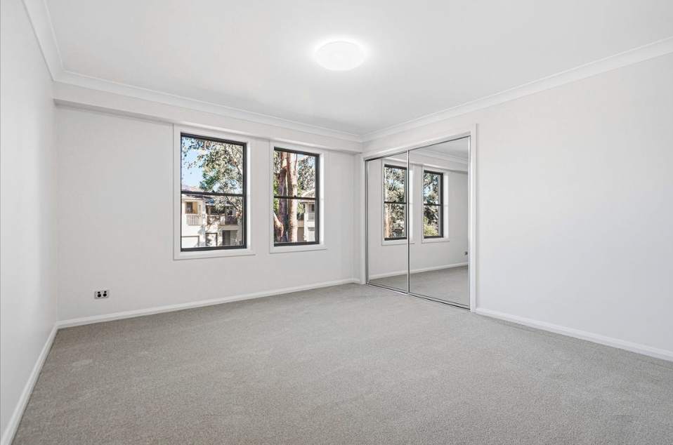 11B Barrett Place, Cranebrook NSW 2749 — image 8 of 24