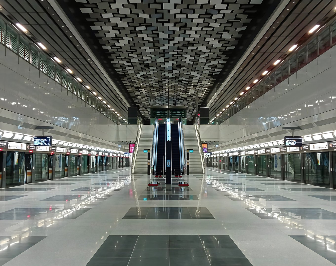 Causewayz Square @ CIQ/RTS, Woodlands North MRT Station (TEL)