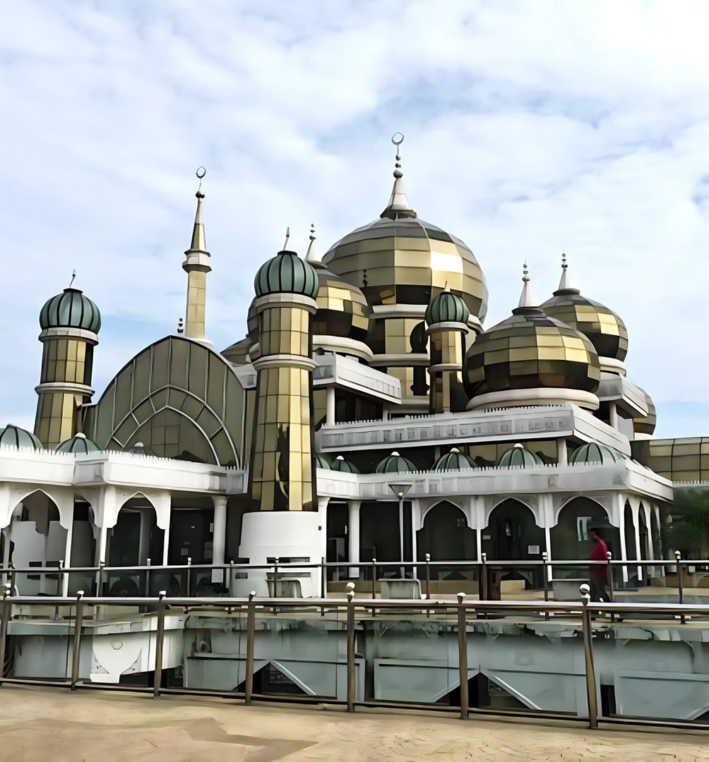 Qubaz Suites @ Kuala Terengganu, amenities Masjid Kristal