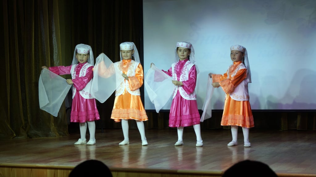 farida spectacle