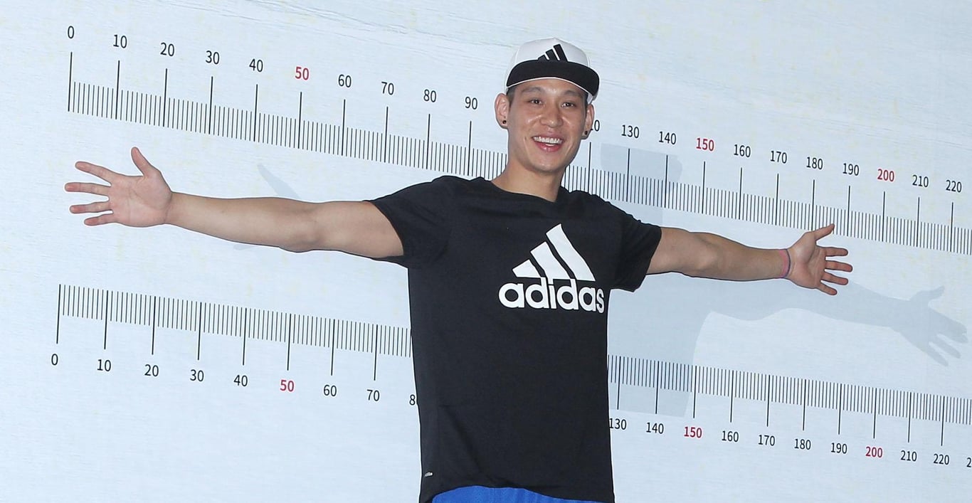 Jeremy Lin at brand event