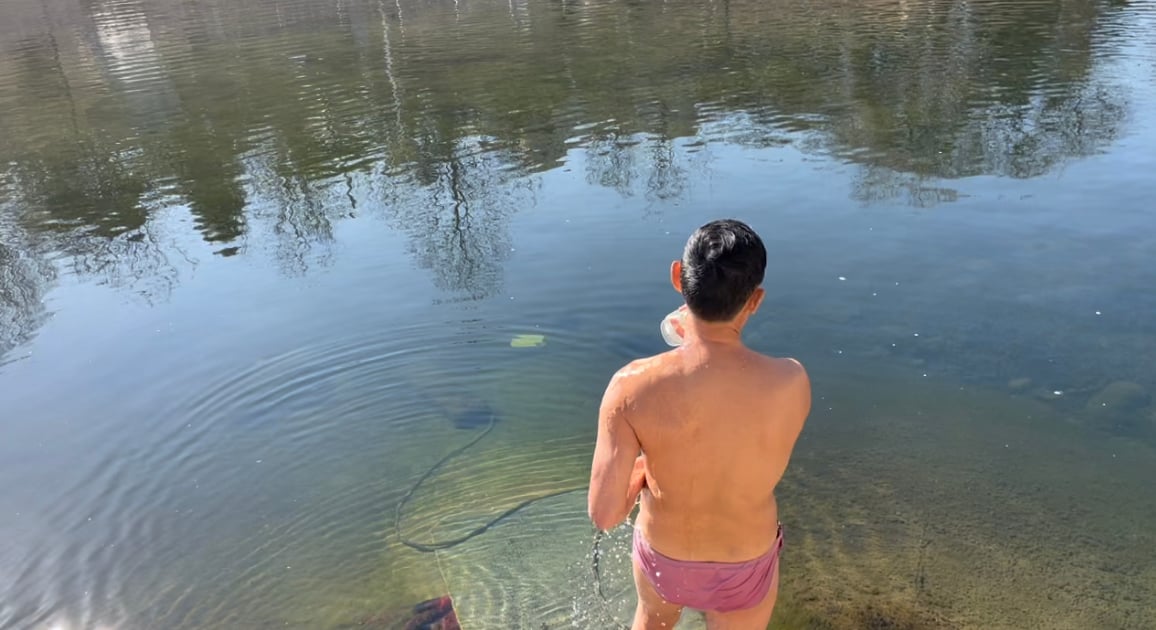 Winter Swimming in Beijing