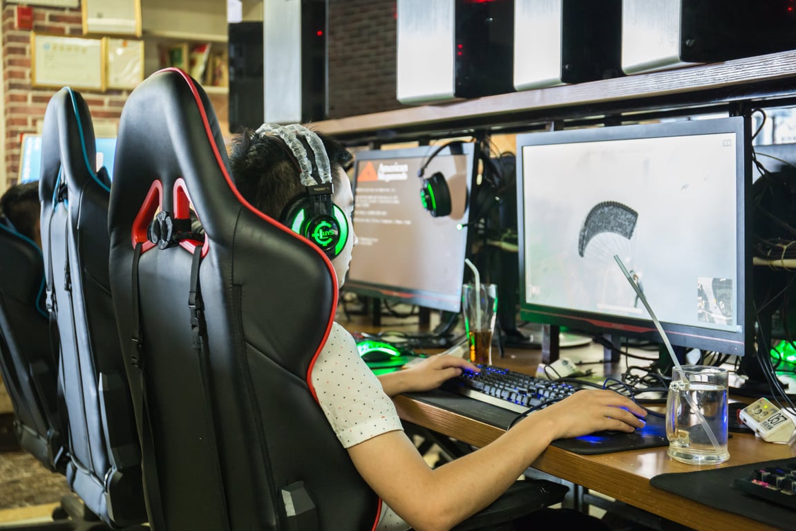 Feature image of Chinese Gaming Regulators Soften Regulatory Stance Following Massive Market Rout