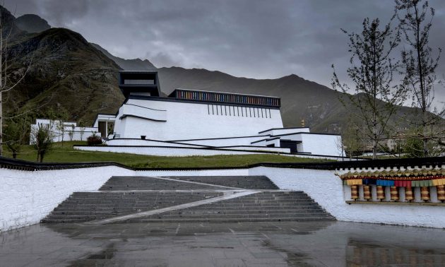 Tibetan Intangible Cultural Heritage Museum Shenzhen Huahui Design Co