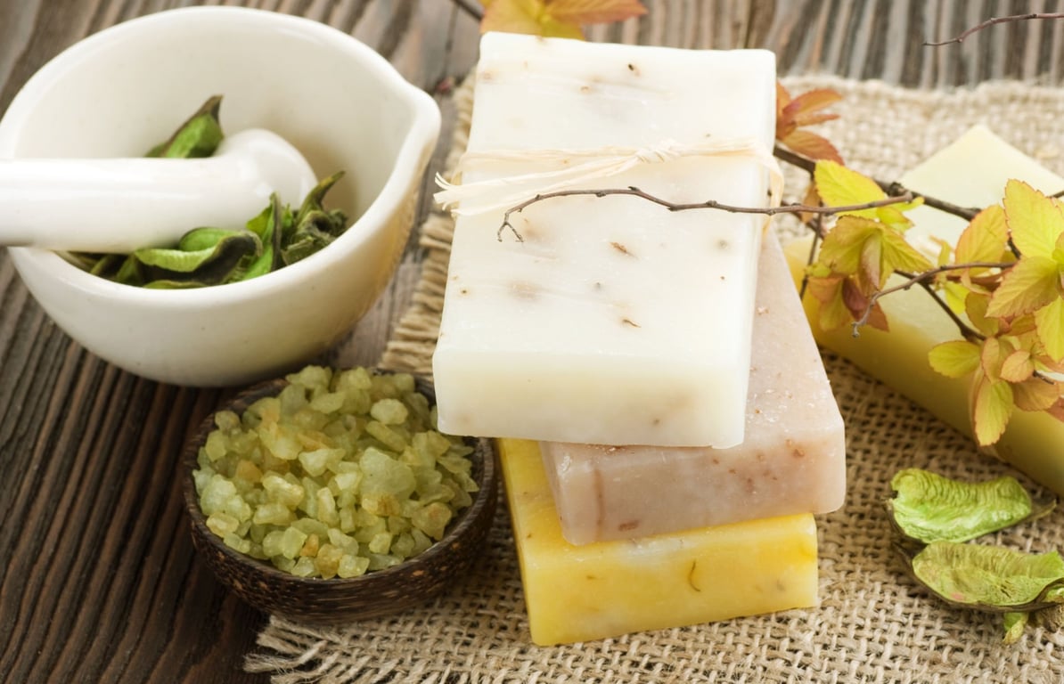 Feature image of China’s DIY Crowd Is Using This Common Plant to Make Soap