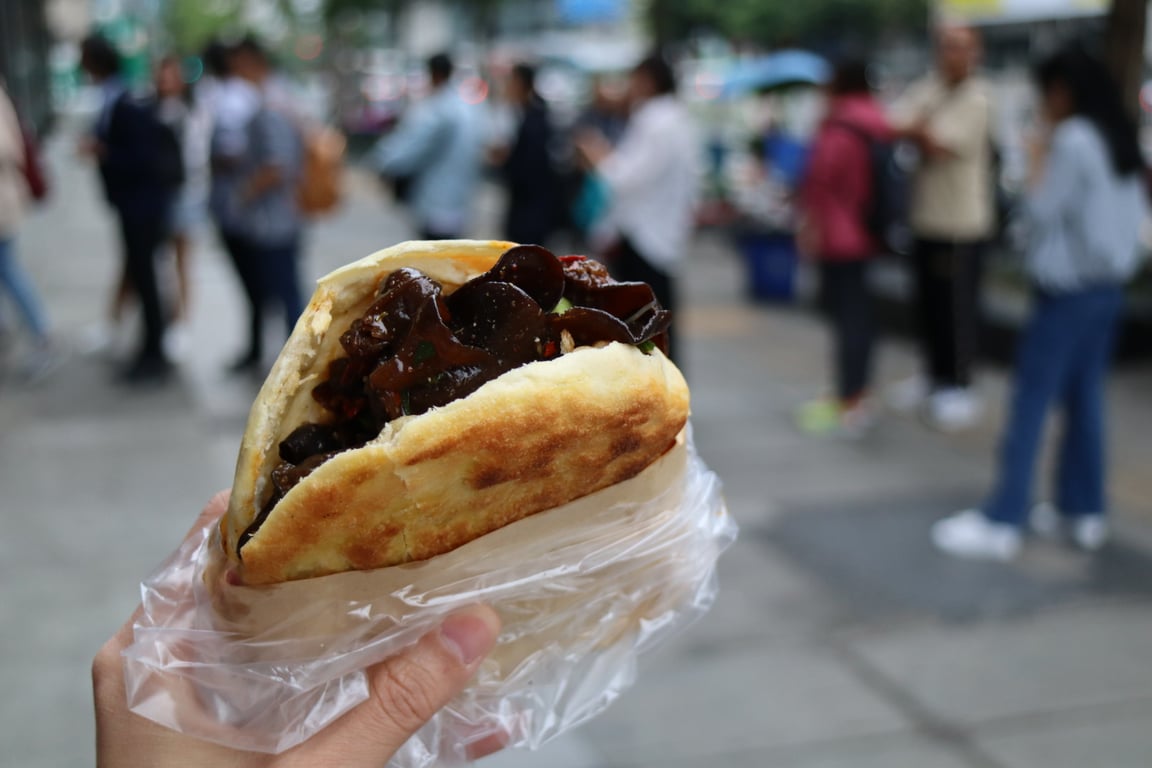 yan taipo guokui chengdu streetfood sichuan