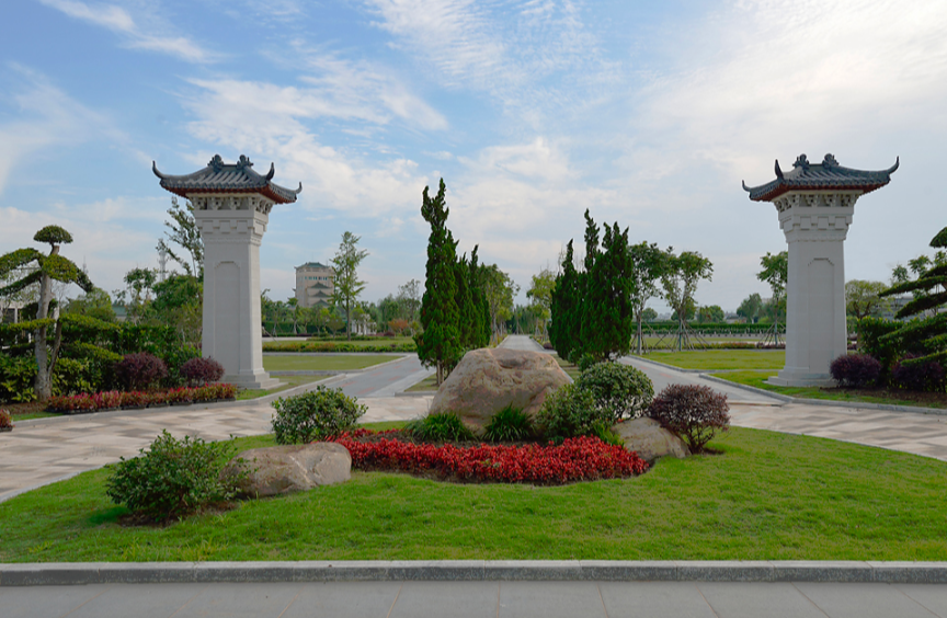 You Can’t Afford Death at Shanghai’s Most Expensive Cemetery