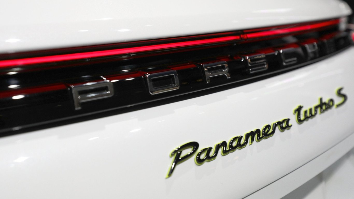 Feature image of Porsche Dealership Lists Panamera for $18k, Causing Chaos