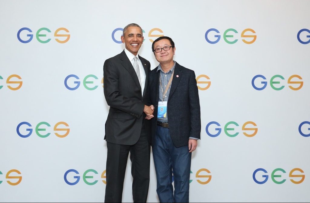 Obama meets Liu Cixin the writer or The Wandering Earth Sci-fi book | RADII China