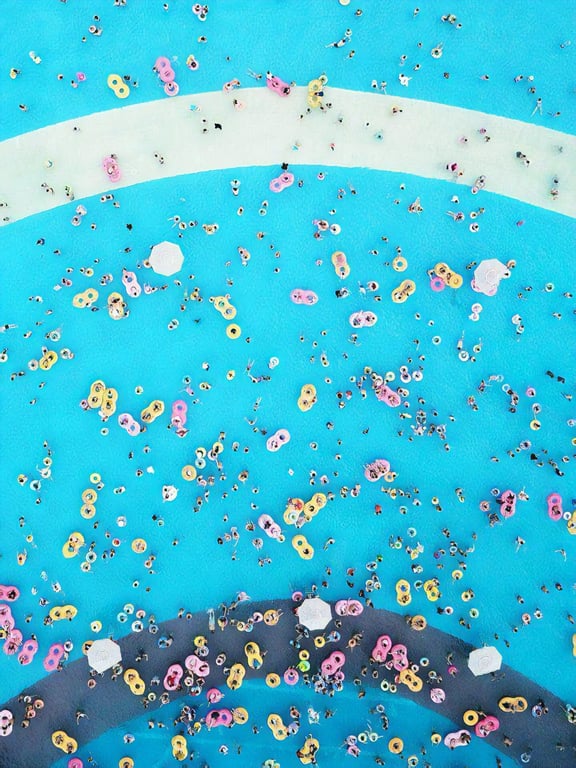 Summer in Shanghai means crazy hot days and over crowded community pools. Without the luxury of a backyard pool, many flock to Happy Valley in Sheshan to cool off... like Froot Loops.