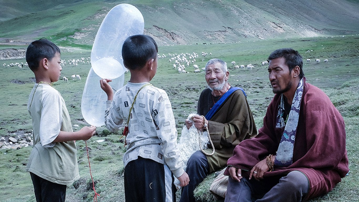 pema tseden balloon tibet film cinema china