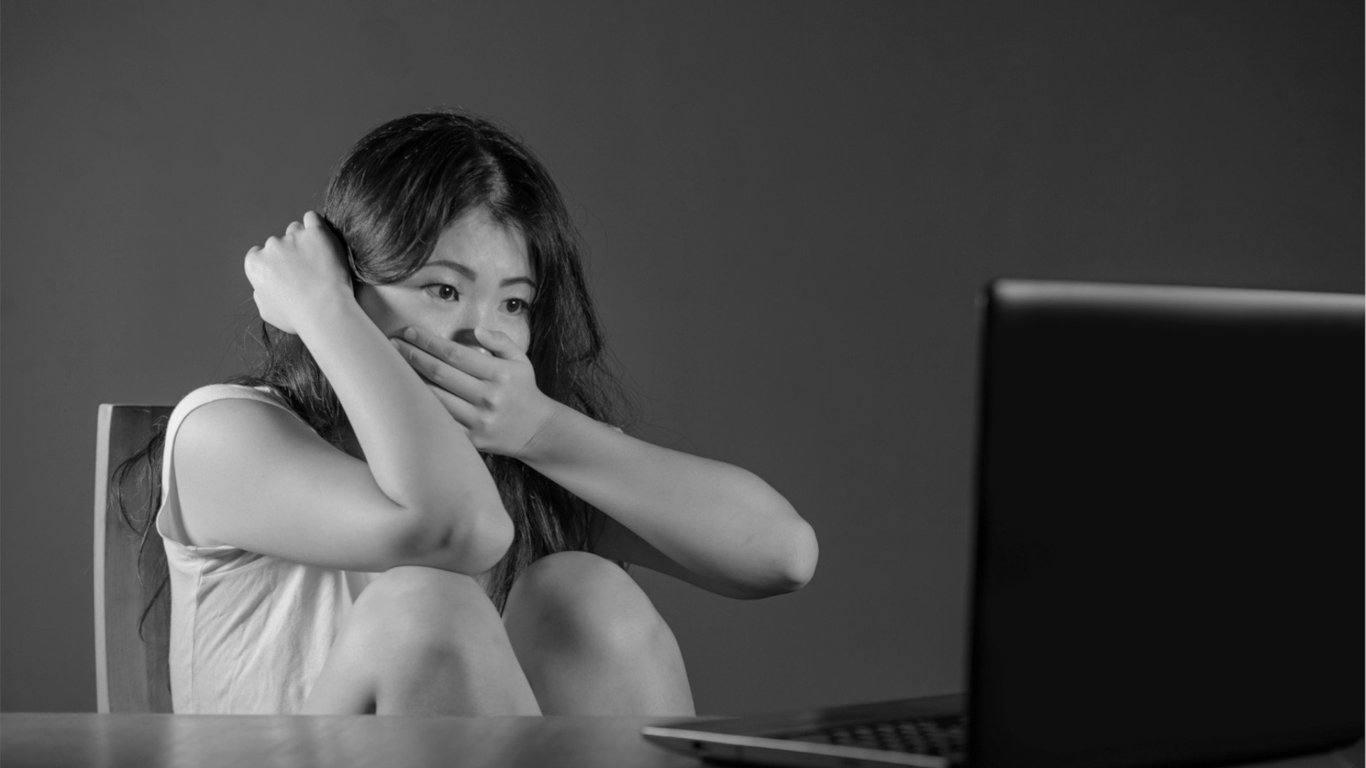 Feature image of Chinese Woman Learns Online That She’s Been Dead for Over a Decade