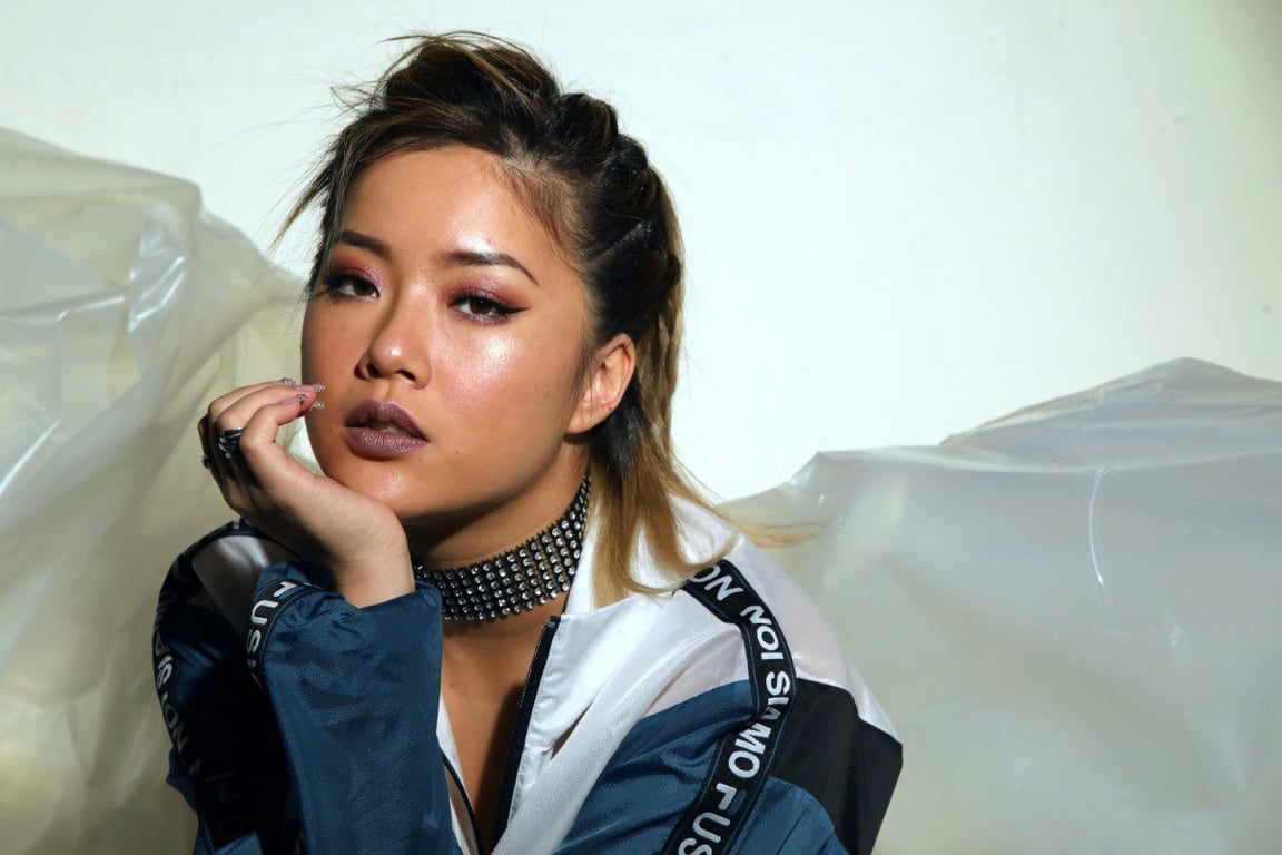 Feature image of “China’s Beyonce” is the New Face of Rihanna’s Fenty Beauty