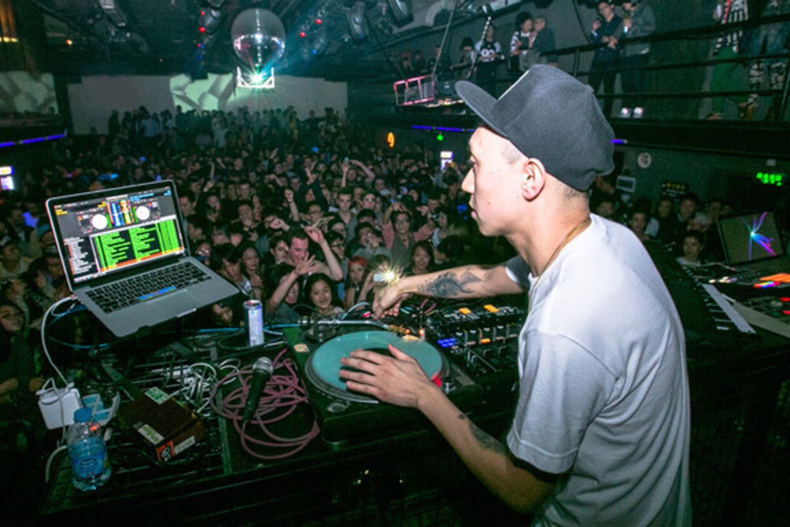 Feature image of Yin: Scratch Champion DJ Wordy Scorches the Turntables