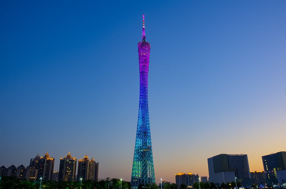 7,000 LEDs light up the Canton Tower at night