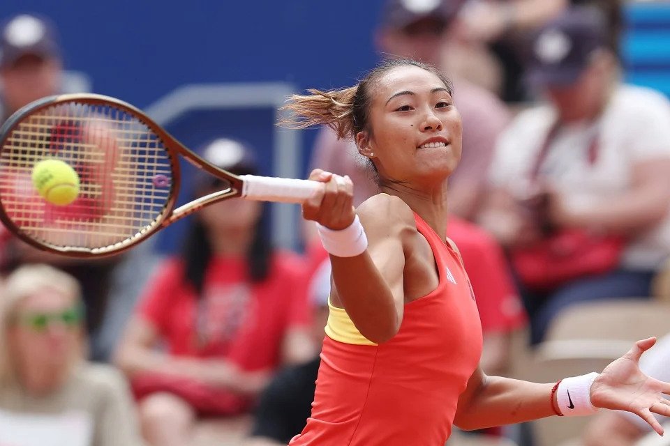 Feature image of Zheng Qinwen Wins China’s First-ever Tennis Singles Gold
