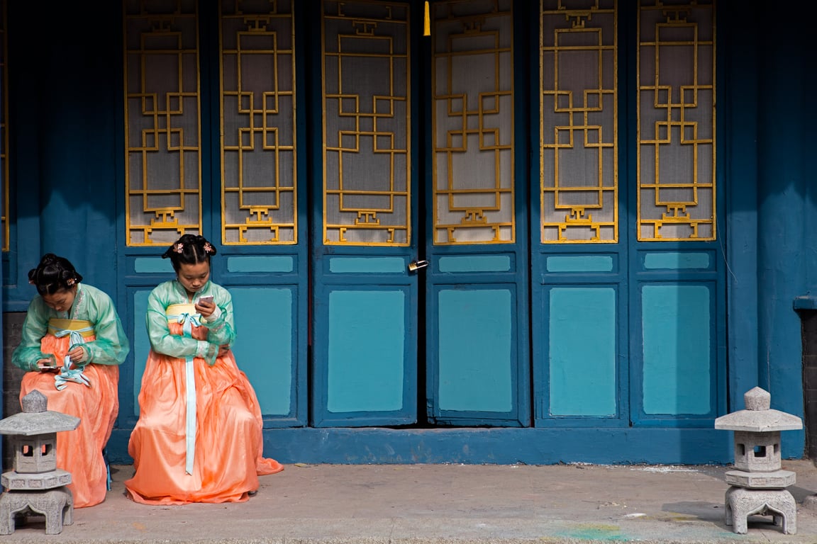 Once Upon a Time in Shanghai chinese film industry photo book by Mark Parascandola