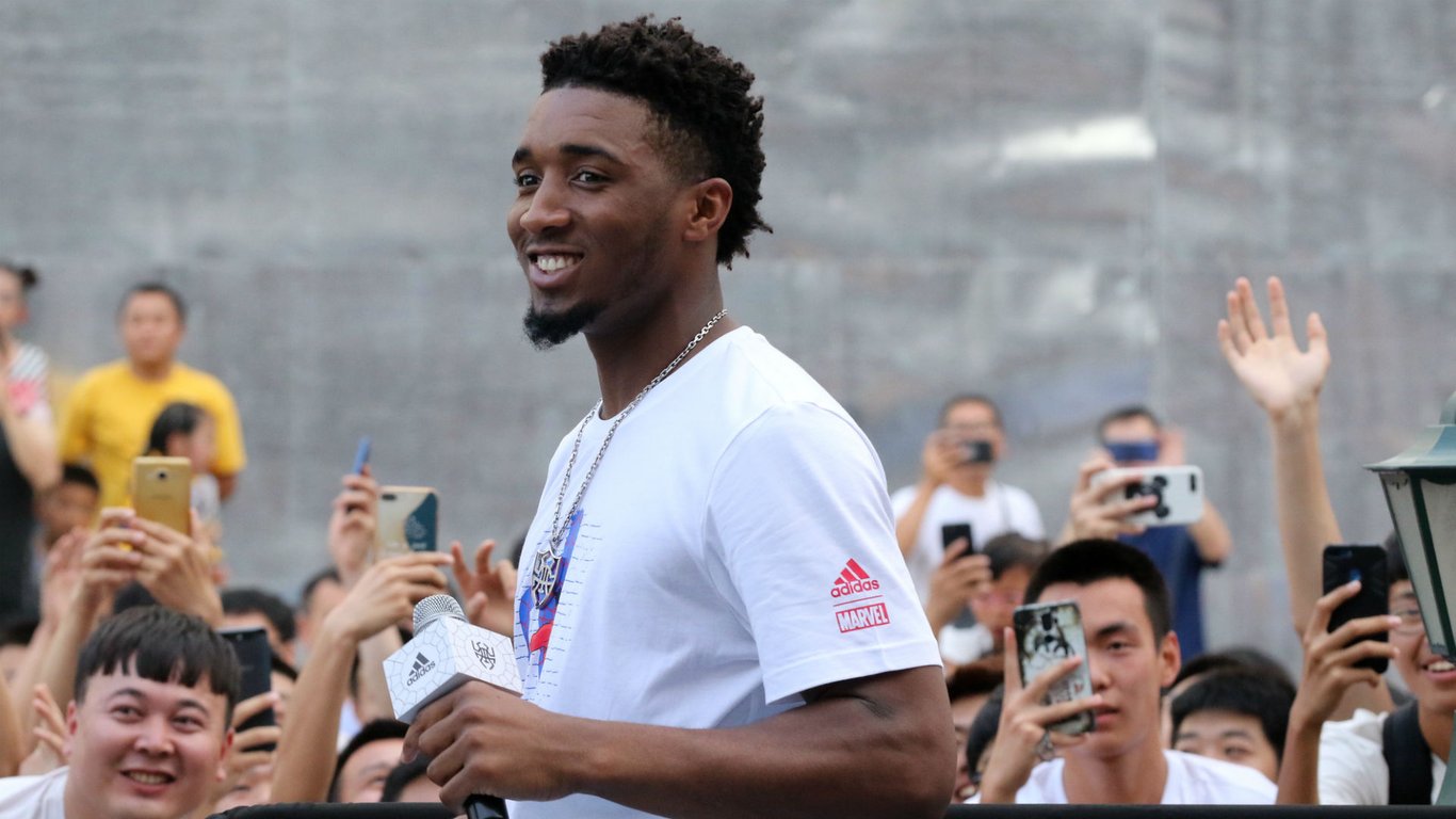 Feature image of NBA Star Donovan Mitchell Accused of “Insulting” Chinese Fans on Promotional Tour