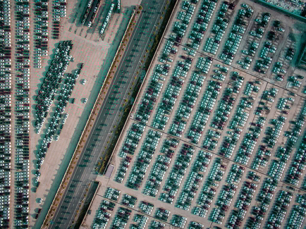 Feature image of Photo of the Day: Cars for Ants