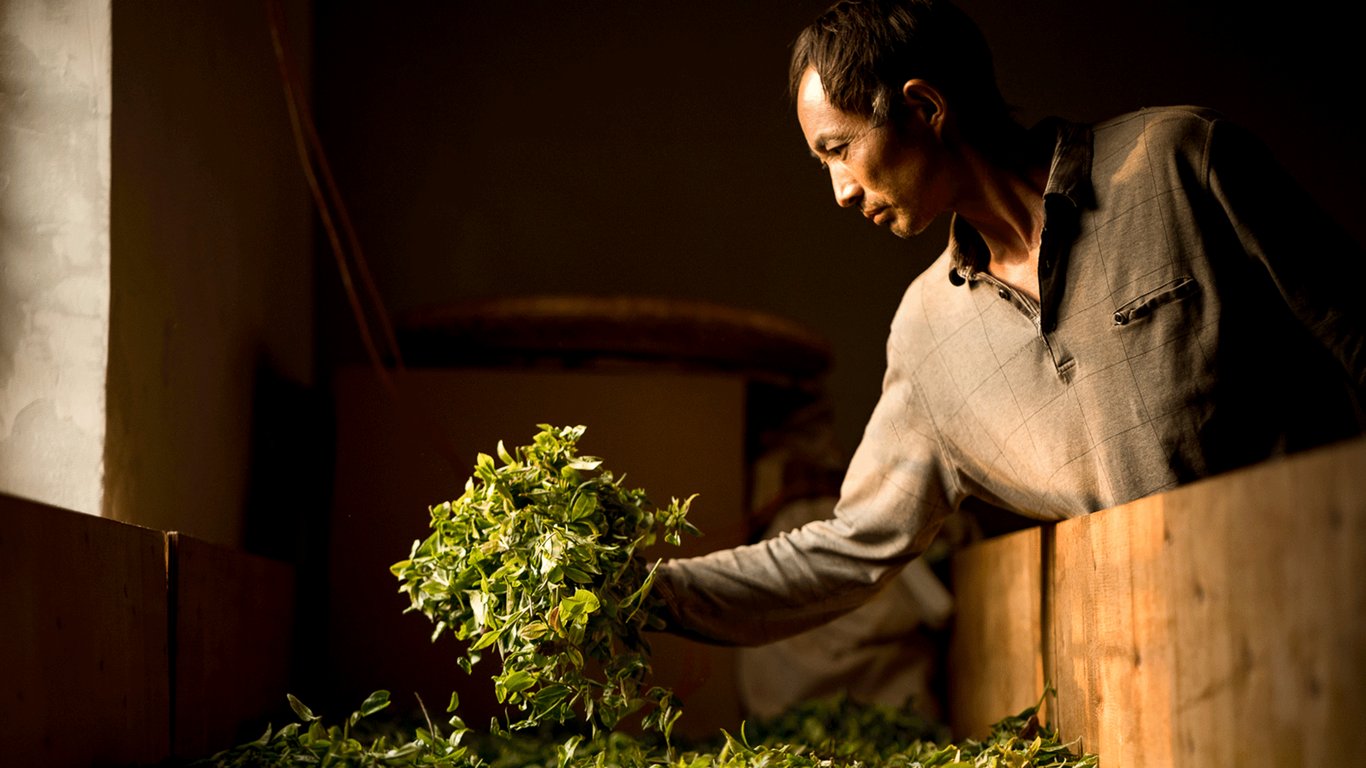 Feature image of PHOTOS: Here’s Why China’s Pu’er Tea Is So Damn Expensive
