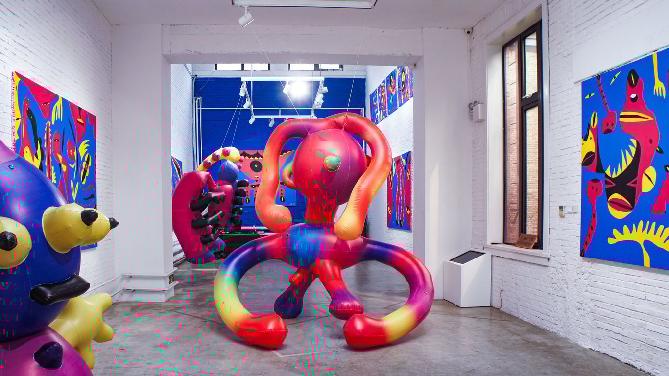Inflatable installations by Kalman Pool