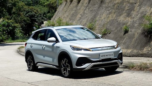 Feature image of In Malaysia, Chinese EVs Are Zooming Ahead of Competitors